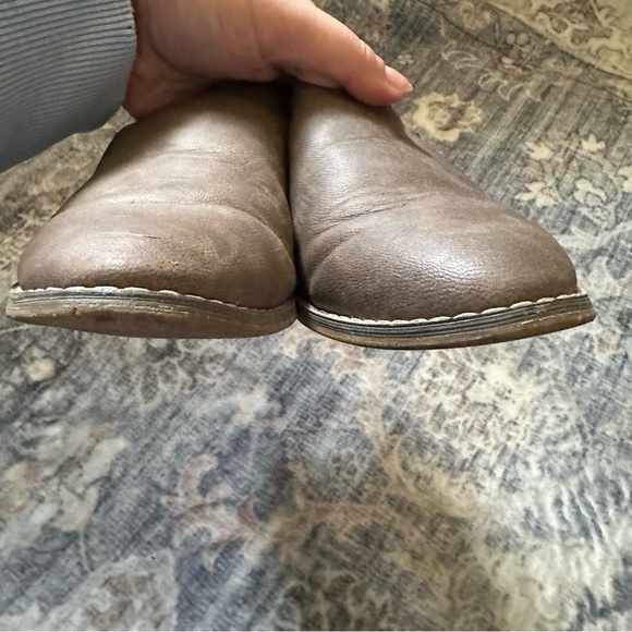 Indigo Rd Brown Pleather Mules - Picture 3 of 4